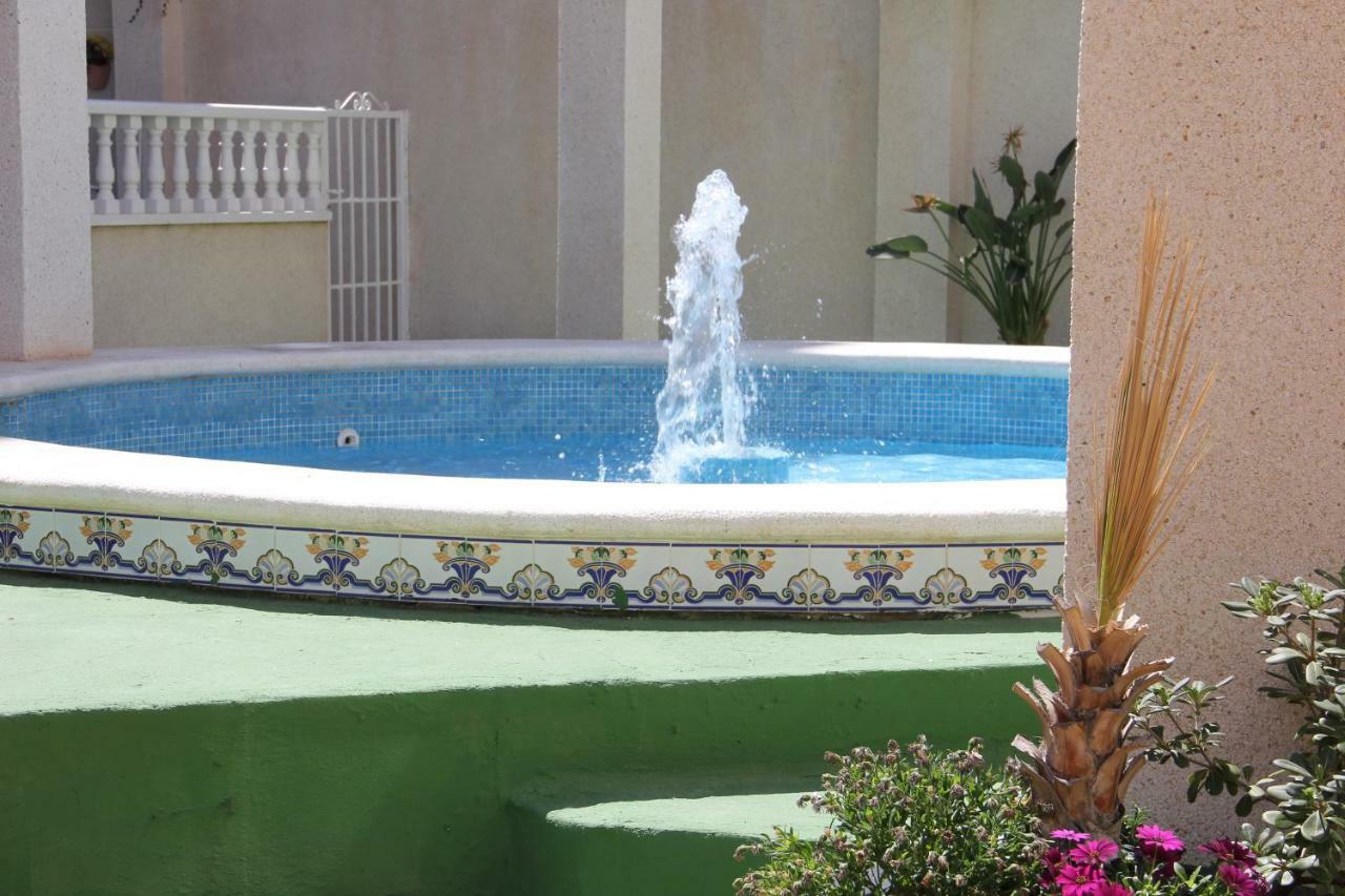 Palacio Del Mar, Beach, Sea View, Pool Apartment Torrevieja Bagian luar foto